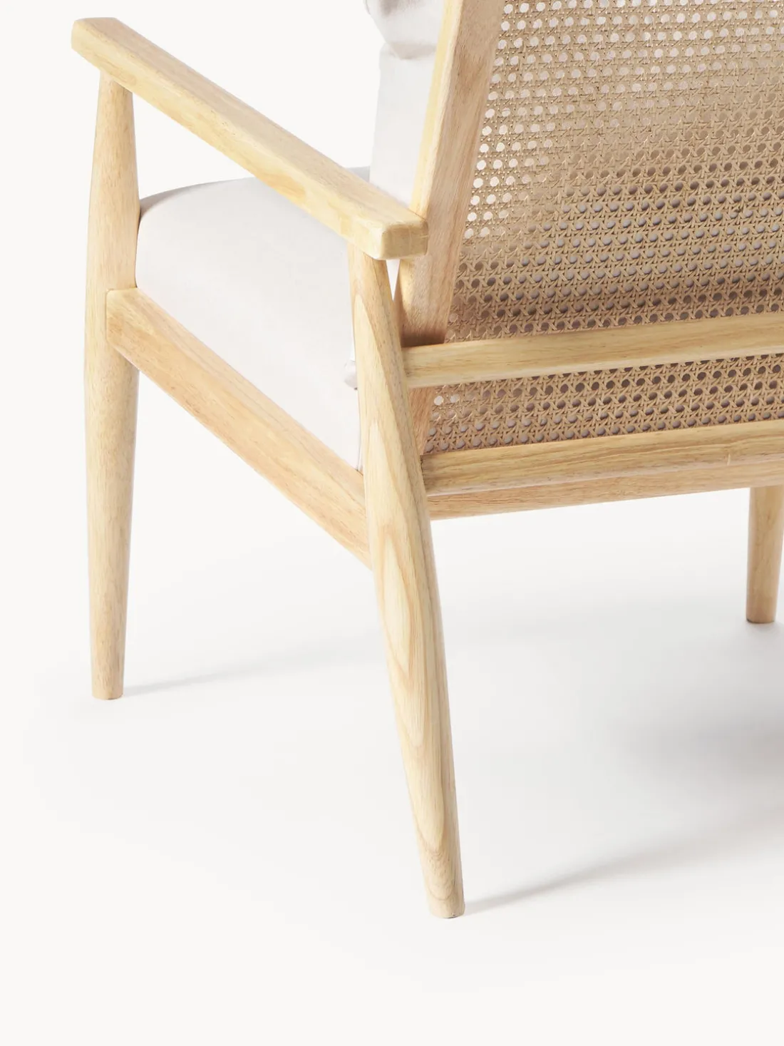 Sillón de madera de caucho Manuell