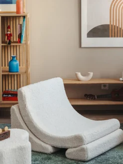 Sillón infantil artesanal de borreguillo Moon