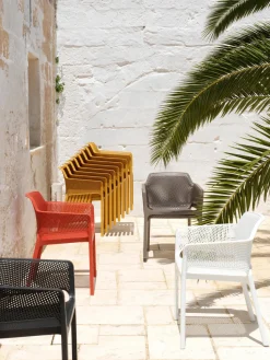 Sillones de jardín apilables con reposabrazos Net, 2 uds.