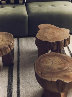 Taburete artesanal de madera de teca Log