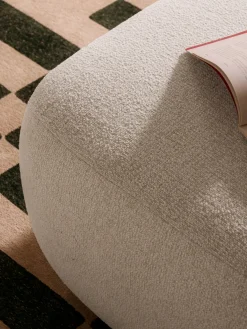 Taburete en tejido bouclé Sofia