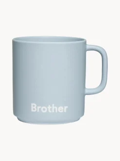 Taza de diseño con letras Favourite BROTHER
