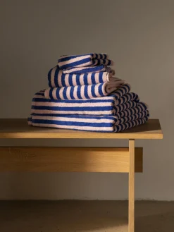 Toalla de algodón ecológico Naram, tamaños diferentes