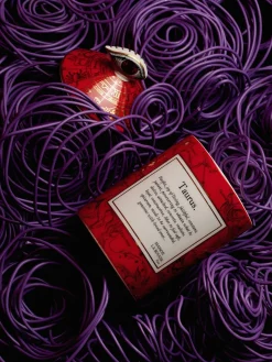 Vela perfumada artesanal Taurus (mandarina, sándalo y pachulí)