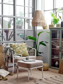 Vitrina de madera Hazem