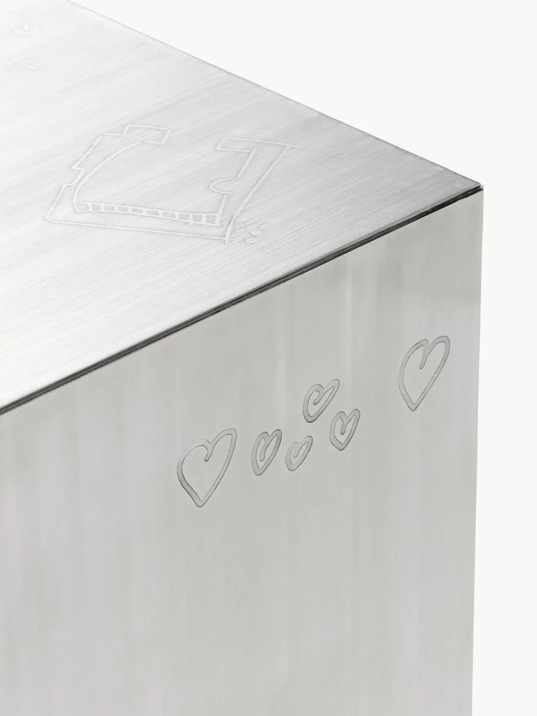 Westwing | Crosby Studios, mesa auxiliar de metal Basse